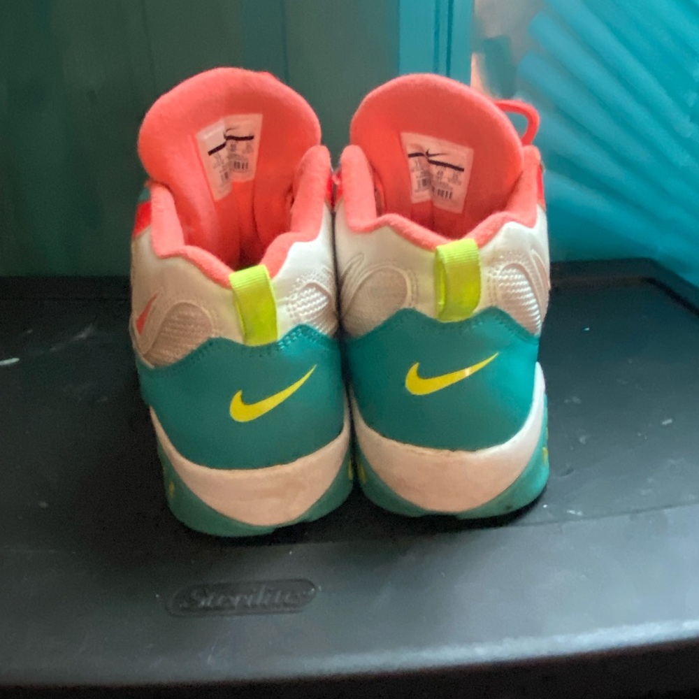 Cute nikes - Picture 3 of 3